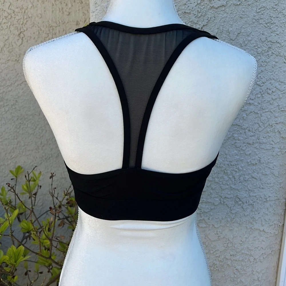 💚Victoria's Secret PINK Ultimate Unlined Mesh Racerback Black Sports Bra M